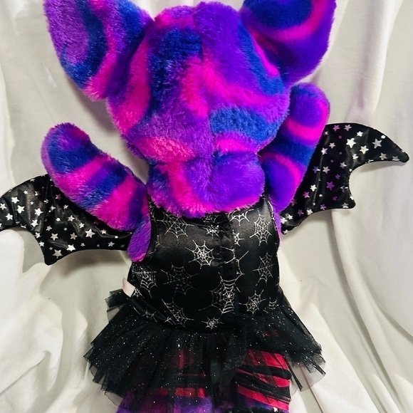 Build A Bear Vampire Bat. 18" Retired Plush & Outfit Halloween Whimsigoth rare - Picture 2 of 2